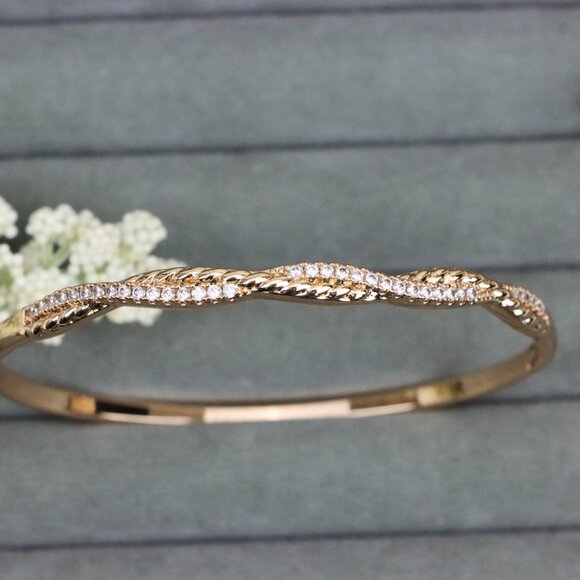 Elegant Rose Gold Bangle with Sparkling Twisted Chain Design, XPBL0509 - Picture 10 of 12